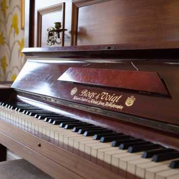 Summerfield House Care Home in Halifax