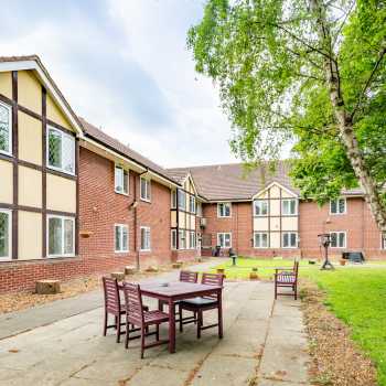 Green Acres care home in Leeds exterior