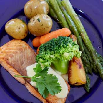 Healthy meal at Lashbrook House of salmon and vegetables